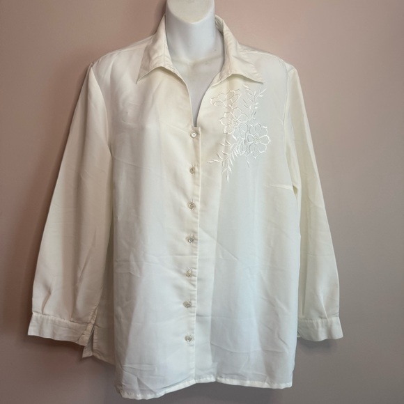 Anthony Richards Tops - Anthony Richards Button-Up Blouse with Floral Embroidery